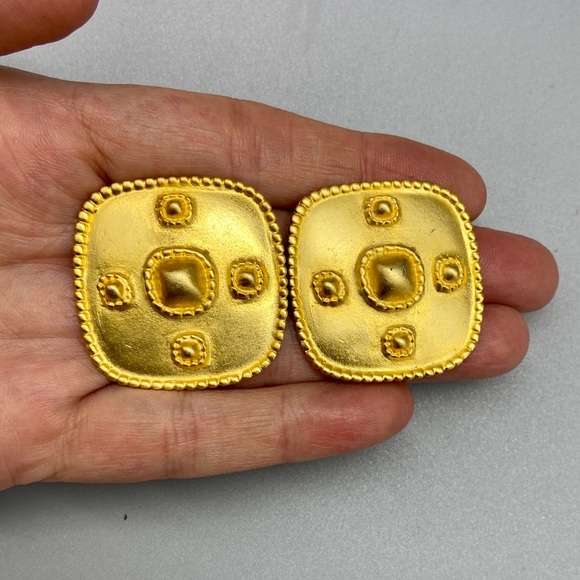 Vintage Byzantine Big & Gold Square Earrings - Picture 15 of 16